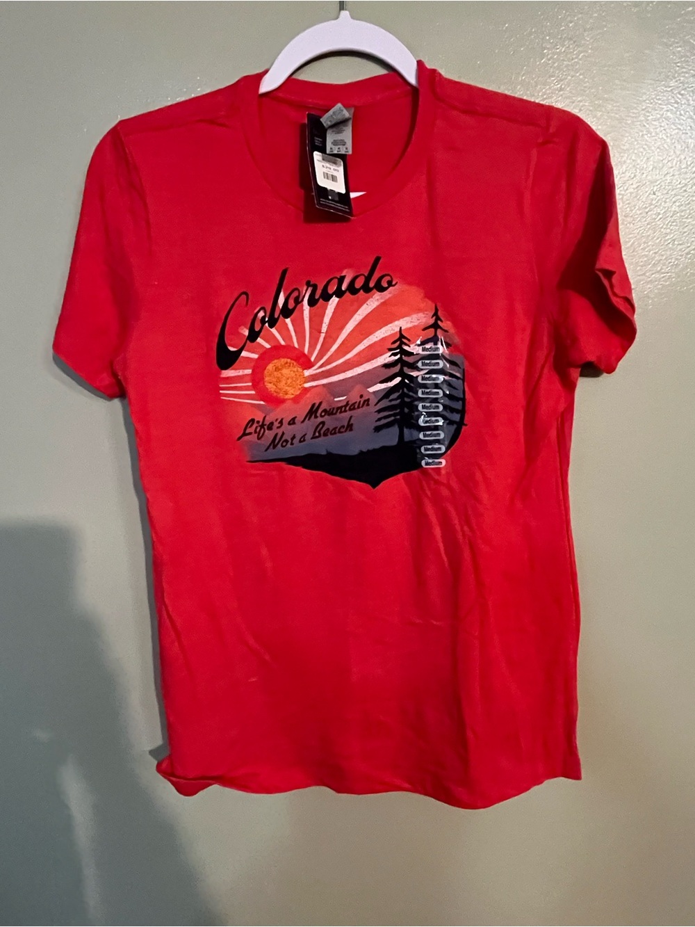 Red Colorado Graphic Tee & Light Blue Nassau Bahamas V‑Neck Tee Lot Of Two M New - Picture 6 of 11